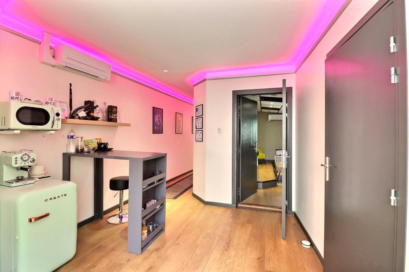 Studio 7
